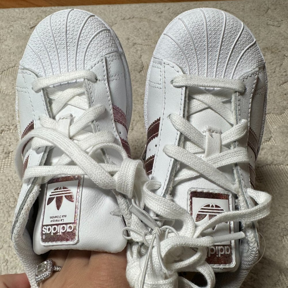 adidas ortholite girls pink shimmer Lace‎ Up Superstar Crib Sneaker Shoes NWT 13 - Picture 3 of 9
